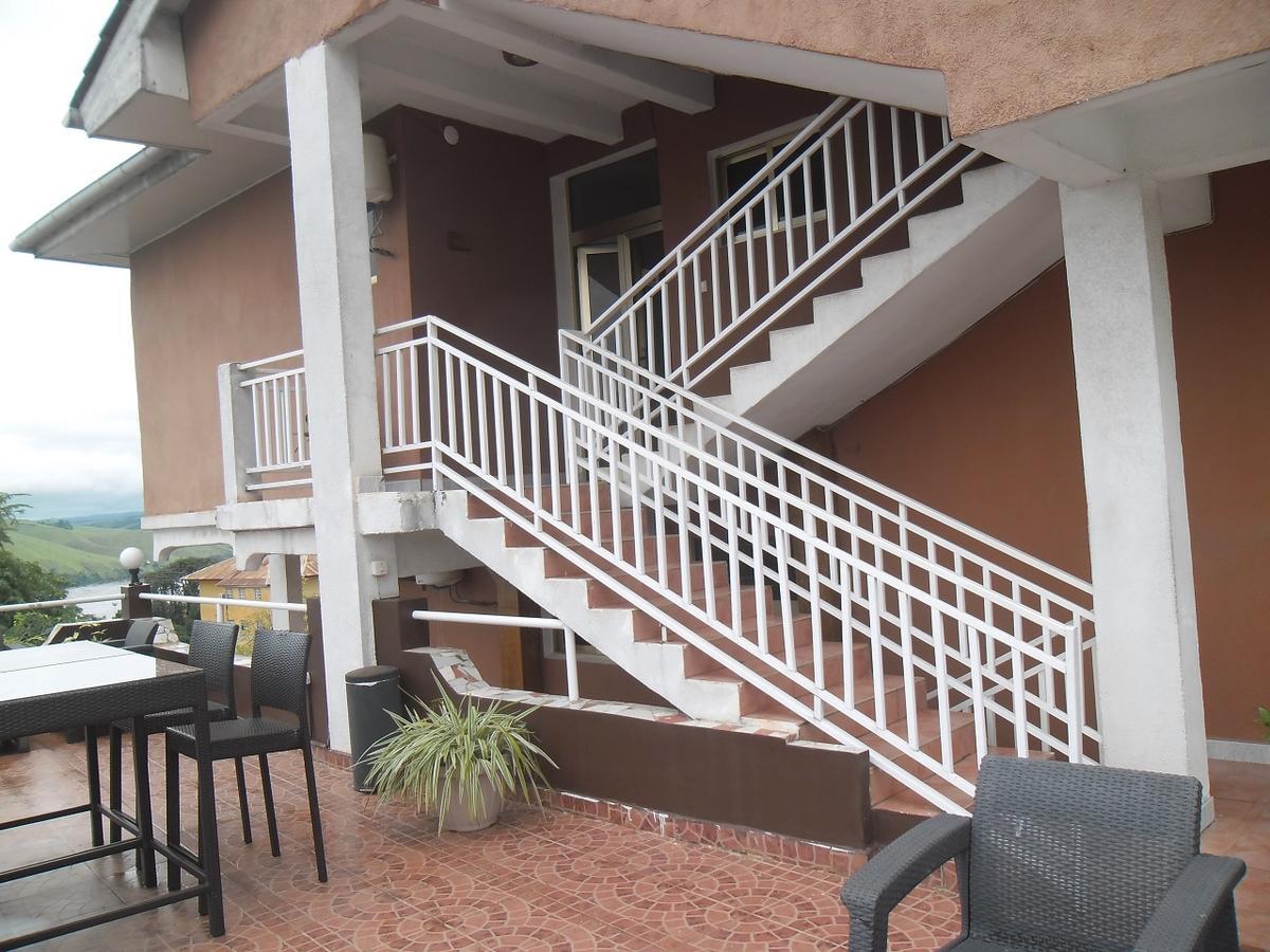 Hotel Vivi Palace Matadi Eksteriør billede